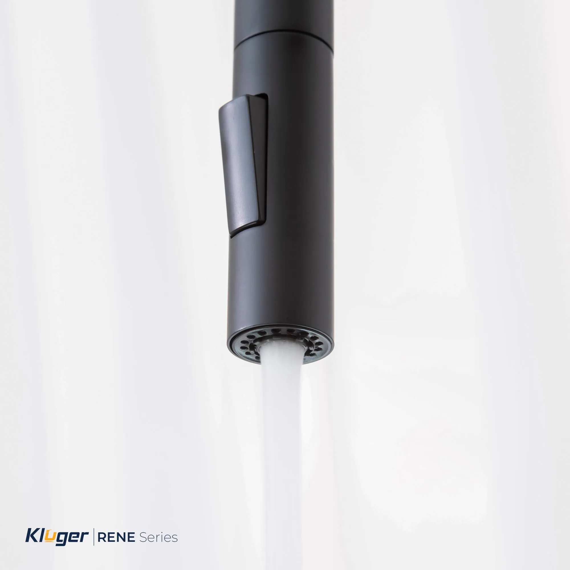 Vòi rửa bát Kluger KLF0008SB màu đen dây rút nóng lạnh thế hệ mới
