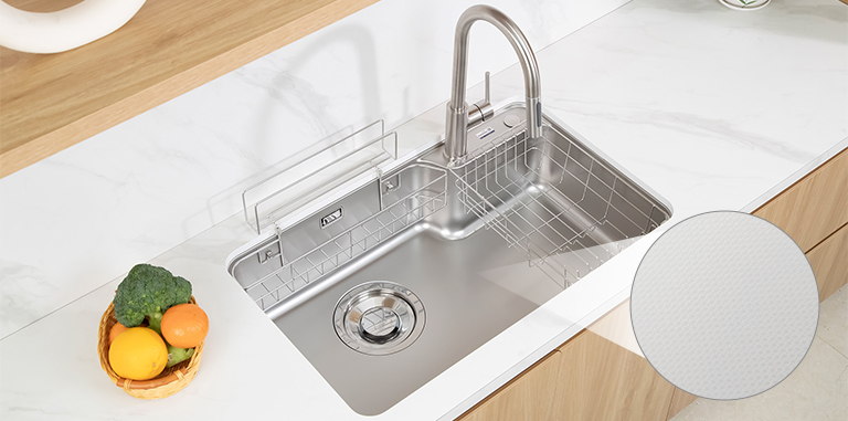 Bề mặt LINEN thế hệ mới dễ dàng vệ sinh chậu rửa bát Kluger KH8050FS Bề mặt LINEN thế hệ mới dễ dàng vệ sinh chậu rửa bát Kluger KH8050FS
